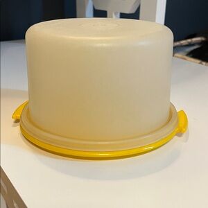 Tupperware Toys Vintage Cake Storage Container